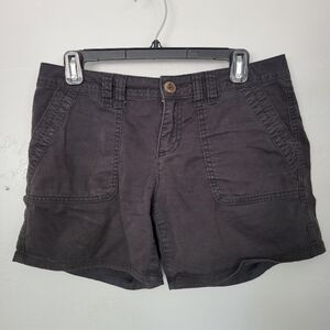 Maurices Women's 5/6 Black Chino Shorts Big Pockets Comfy Summer Spring